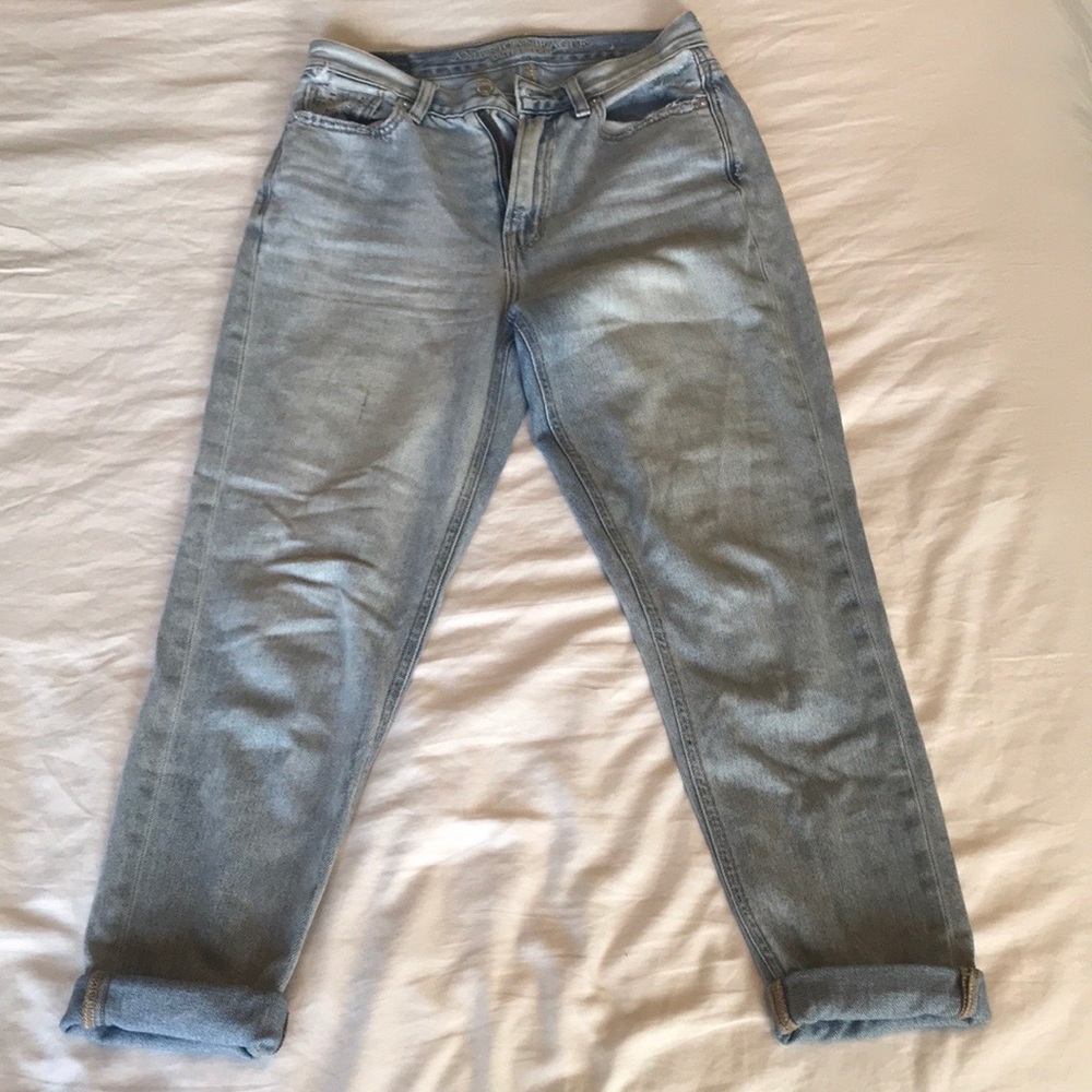 American eagle mom jean